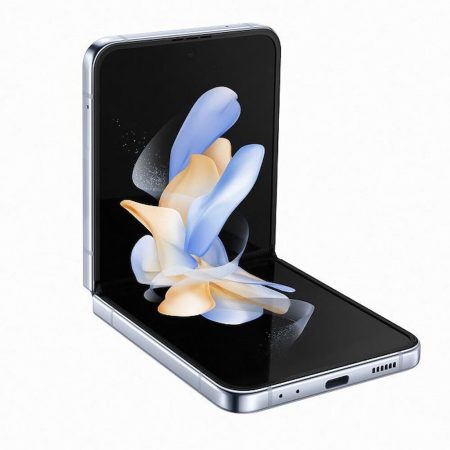 Samsung Galaxy Z Flip4 in Blue